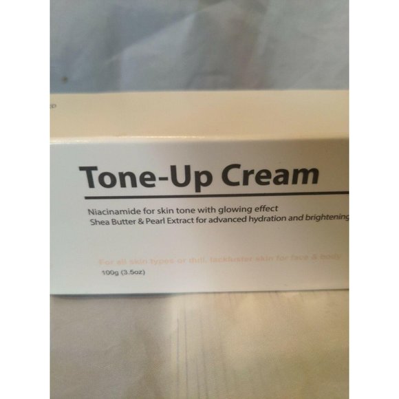Naisture Tone up Cream 100 Ml  3.5 ounces Pink - Picture 1 of 5
